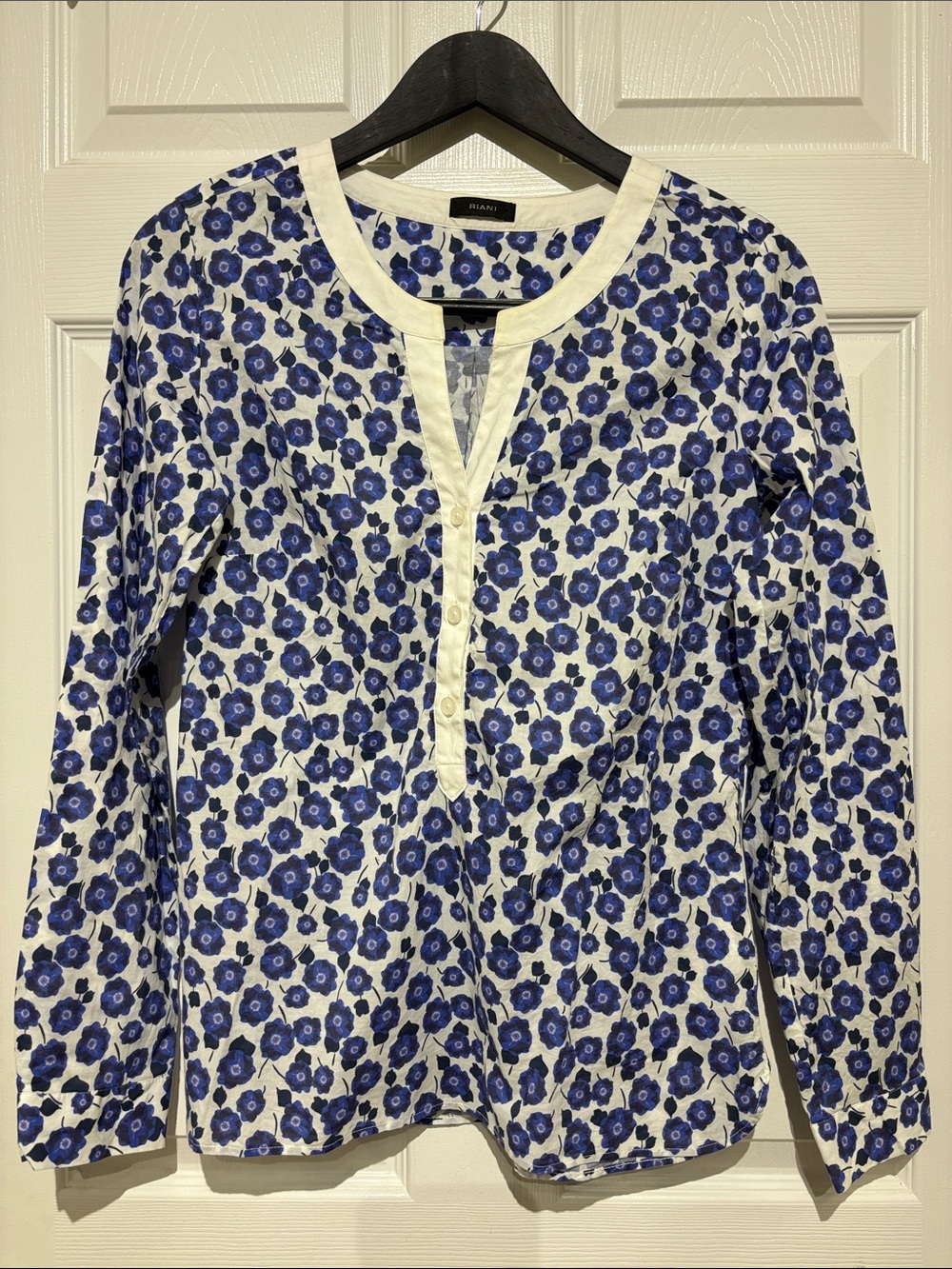 RIANI Navy Floral Button-Front Long Sleeve Top